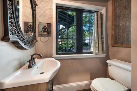 Casa en alquiler en Coral Gables, Florida, 4 dormitorios, 173.63 m2 № 2055438 - foto 18
