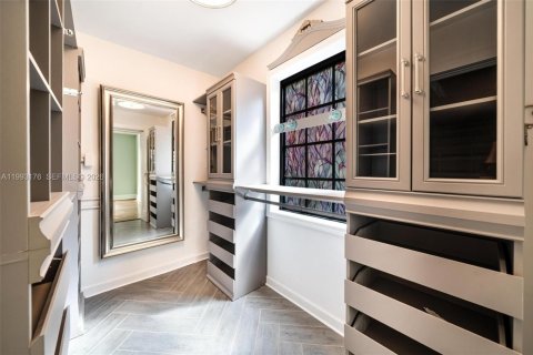 Casa en alquiler en Coral Gables, Florida, 4 dormitorios, 173.63 m2 № 2055438 - foto 20