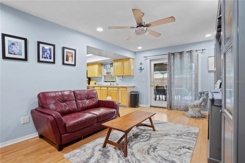 Casa en venta en Longwood, Florida, 3 dormitorios, 168.06 m2 № 2360446 - foto 14