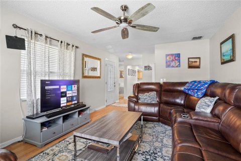 Casa en venta en Longwood, Florida, 3 dormitorios, 168.06 m2 № 2360446 - foto 11