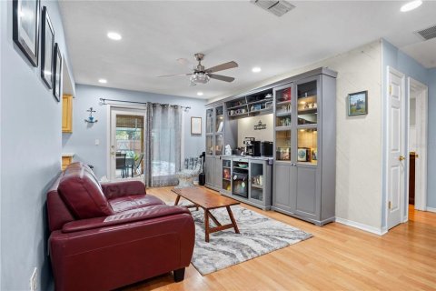 Casa en venta en Longwood, Florida, 3 dormitorios, 168.06 m2 № 2360446 - foto 13
