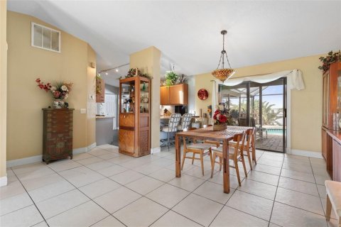 House in Palm Coast, Florida 3 bedrooms, 170.48 sq.m. № 1614058 - photo 5