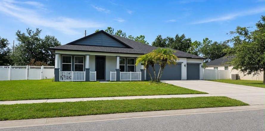 House in Kissimmee, Florida 4 bedrooms, 200.02 sq.m. № 2239380