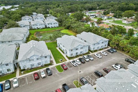 Townhouse in Tampa, Florida 3 bedrooms, 126.72 sq.m. № 1866145 - photo 13