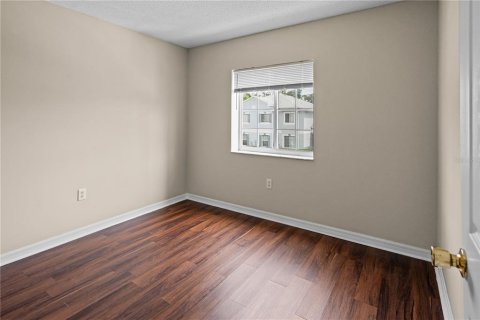 Townhouse in Tampa, Florida 3 bedrooms, 126.72 sq.m. № 1866145 - photo 11