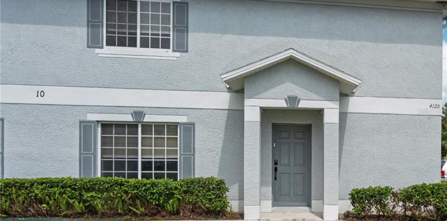 Adosado en Tampa, Florida 3 dormitorios, 126.72 m2 № 1866145