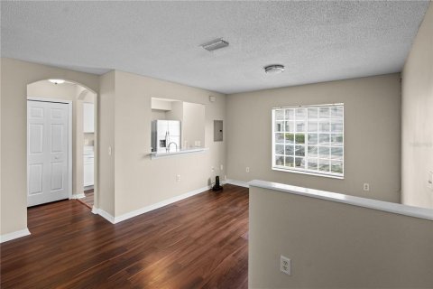 Townhouse in Tampa, Florida 3 bedrooms, 126.72 sq.m. № 1866145 - photo 2