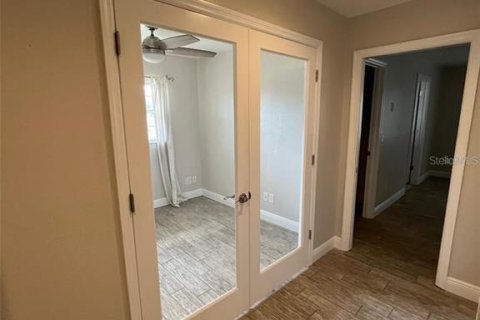 Villa ou maison à vendre à Palm Bay, Floride: 4 chambres, 259.48 m2 № 1884371 - photo 19