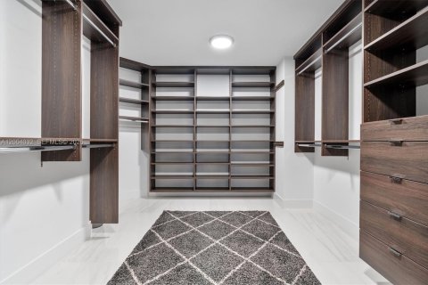 Condominio en venta en North Miami Beach, Florida, 3 dormitorios, 222.04 m2 № 2075441 - foto 21