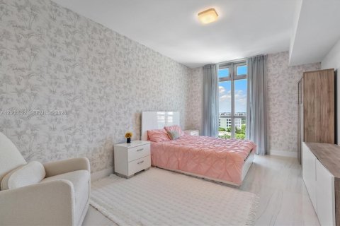 Condominio en venta en North Miami Beach, Florida, 3 dormitorios, 222.04 m2 № 2075441 - foto 18