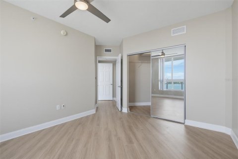 Condo in Holly Hill, Florida, 2 bedrooms № 2348359 - photo 24