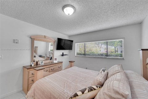 Купить кондоминиум в Майами, Флорида 2 спальни, 77.57м2, № 1776143 - фото 7