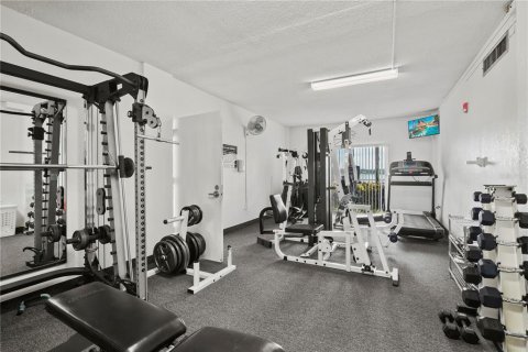 Condo in Winter Park, Florida, 2 bedrooms  № 1733764 - photo 30