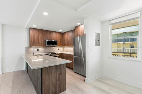 Condo in Winter Park, Florida, 2 bedrooms  № 1733764 - photo 5