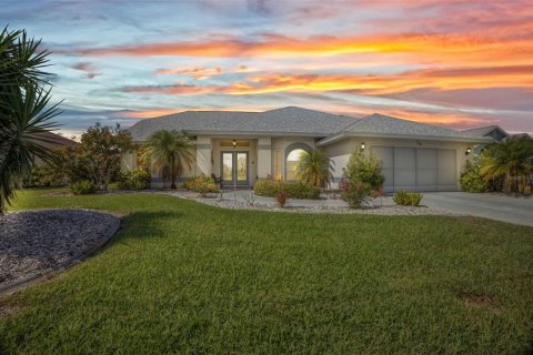 Villa ou maison à vendre à Rotonda, Floride: 3 chambres, 186.73 m2 № 1835712 - photo 1