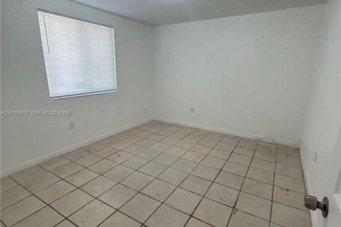 Appartement à louer à Miami, Floride: 1 chambre, 69.68 m2 № 2171364 - photo 10