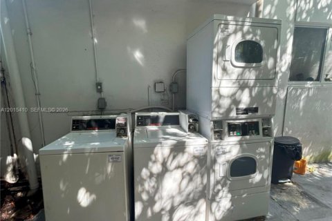 Appartement à louer à Miami, Floride: 1 chambre, 69.68 m2 № 2171364 - photo 22