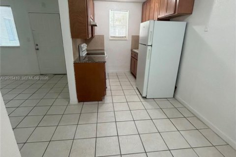 Appartement à louer à Miami, Floride: 1 chambre, 69.68 m2 № 2171364 - photo 7