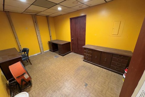 Commercial property in Margate, Florida № 2187402 - photo 9