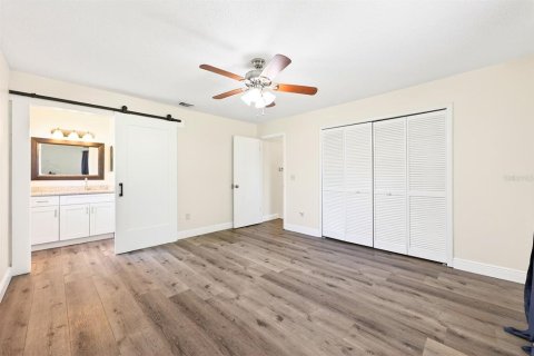 Villa ou maison à vendre à Deltona, Floride: 3 chambres, 123.19 m2 № 2341515 - photo 11