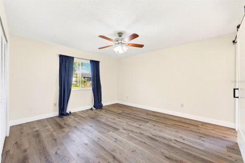 Villa ou maison à vendre à Deltona, Floride: 3 chambres, 123.19 m2 № 2341515 - photo 24