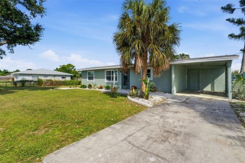 Villa ou maison à vendre à Sarasota, Floride: 3 chambres, 103.49 m2 № 2401214 - photo 3