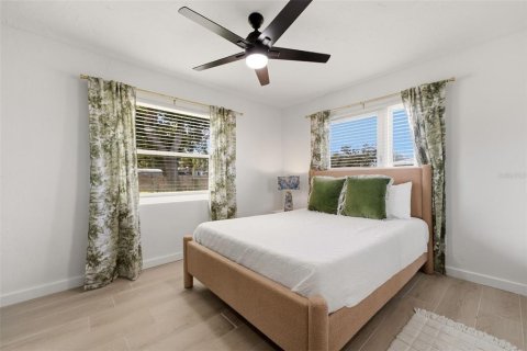 Villa ou maison à vendre à Sarasota, Floride: 3 chambres, 103.49 m2 № 2401214 - photo 19