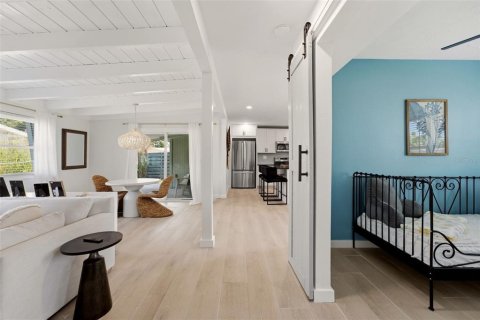Villa ou maison à vendre à Sarasota, Floride: 3 chambres, 103.49 m2 № 2401214 - photo 16