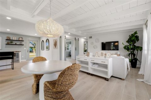 Villa ou maison à vendre à Sarasota, Floride: 3 chambres, 103.49 m2 № 2401214 - photo 12
