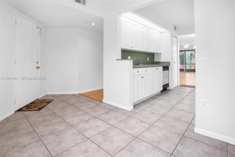 Condominio en venta en Pembroke Pines, Florida, 2 dormitorios, 142.42 m2 № 2056620 - foto 7