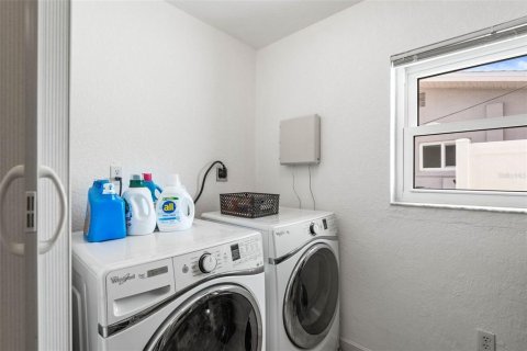 Купить виллу или дом в Сент-Пит-Бич, Флорида 6 комнат, 208.47м2, № 1769726 - фото 20