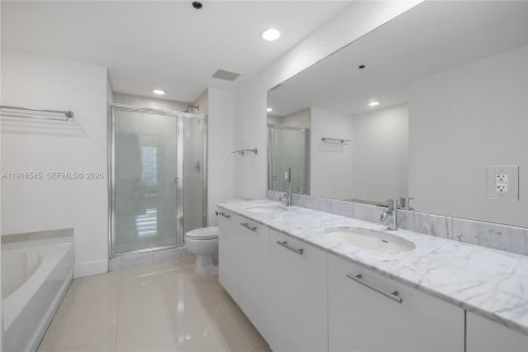 Снять в аренду кондоминиум в Майами, Флорида 2 спальни, 102.29м2, № 1995383 - фото 13