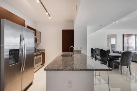 Снять в аренду кондоминиум в Майами, Флорида 2 спальни, 102.29м2, № 1995383 - фото 8