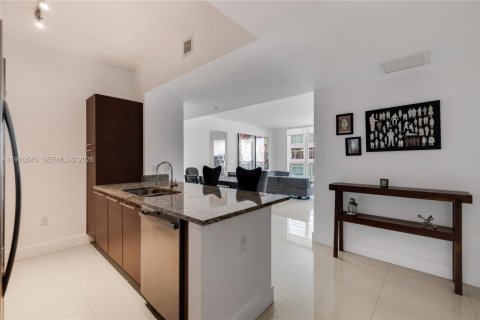 Снять в аренду кондоминиум в Майами, Флорида 2 спальни, 102.29м2, № 1995383 - фото 12