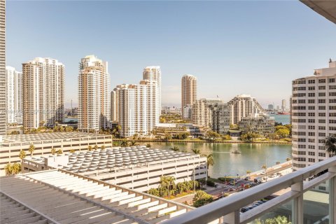 Снять в аренду кондоминиум в Майами, Флорида 2 спальни, 102.29м2, № 1995383 - фото 14