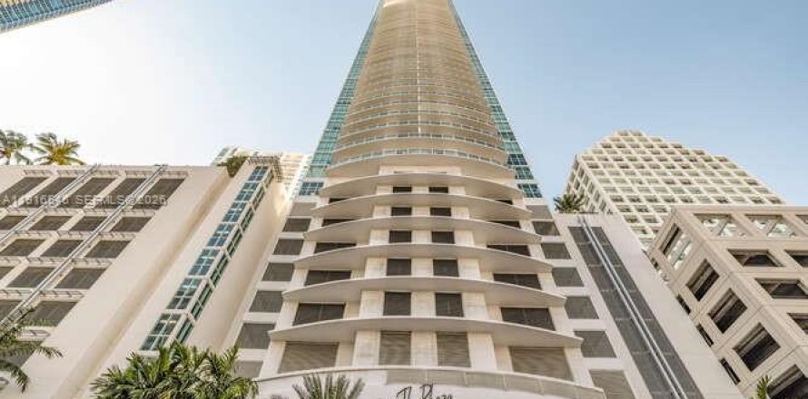 Кондоминиум с 2 спальнями в Майами, Флорида № 1995383