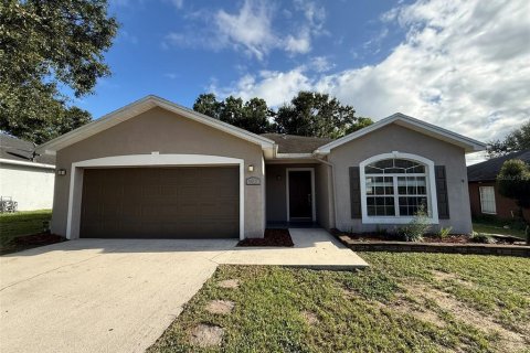 Villa ou maison à Lake Wales, Floride 3 chambres, 127.83 m2 № 2373009