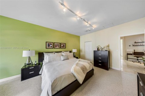 Touwnhouse à vendre à Doral, Floride: 3 chambres, 191.56 m2 № 2058319 - photo 5