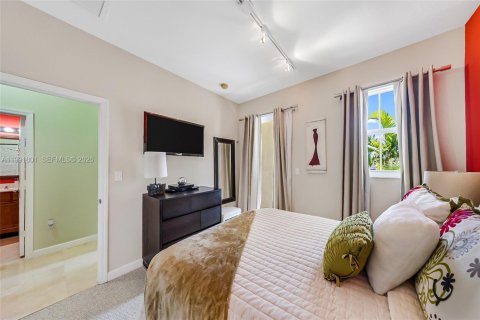 Touwnhouse à vendre à Doral, Floride: 3 chambres, 191.56 m2 № 2058319 - photo 12