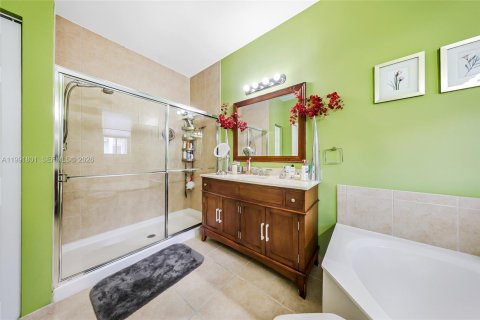 Touwnhouse à vendre à Doral, Floride: 3 chambres, 191.56 m2 № 2058319 - photo 15