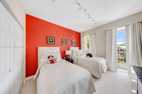 Touwnhouse à vendre à Doral, Floride: 3 chambres, 191.56 m2 № 2058319 - photo 25