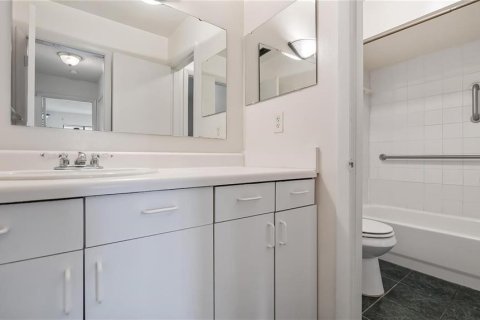 Condo in Altamonte Springs, Florida, 1 bedroom  № 2197056 - photo 14