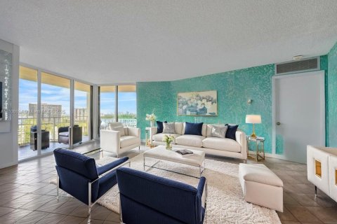 Condominio en venta en Miami, Florida, 2 dormitorios, 117.8 m2 № 1981889 - foto 21