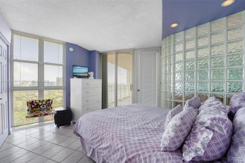 Condominio en venta en Miami, Florida, 2 dormitorios, 117.8 m2 № 1981889 - foto 27