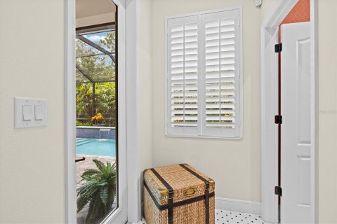 House in Venice, Florida 3 bedrooms, 226.31 sq.m. № 2258481 - photo 29
