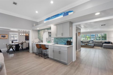 Villa ou maison à louer à Clearwater, Floride: 4 chambres, 263.1 m2 № 2425349 - photo 9