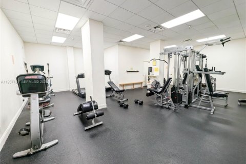 Condominio en venta en Sunny Isles Beach, Florida, 2 dormitorios, 93.65 m2 № 1995428 - foto 25