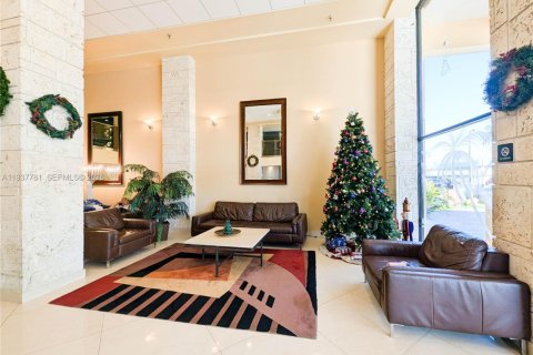 Condominio en venta en Sunny Isles Beach, Florida, 2 dormitorios, 93.65 m2 № 1995428 - foto 22