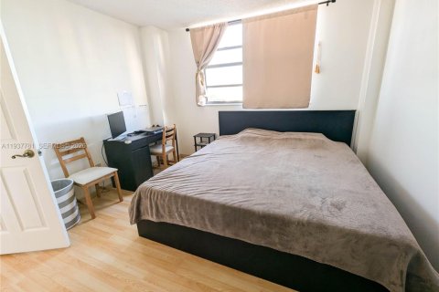 Condominio en venta en Sunny Isles Beach, Florida, 2 dormitorios, 93.65 m2 № 1995428 - foto 13