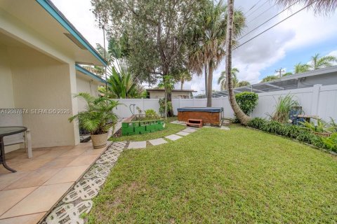 Casa en venta en Lantana, Florida, 4 dormitorios, 190.54 m2 № 2385475 - foto 20